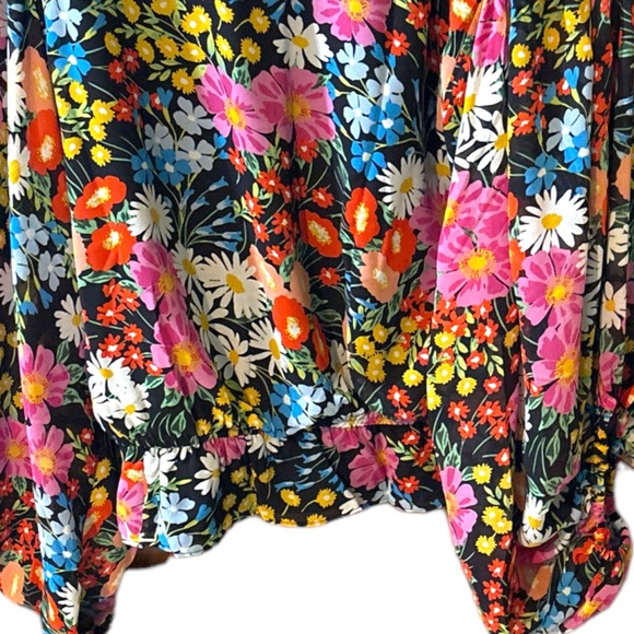 Sugarlips Lupita Floral Ways Balloon Sleeve Blouse - Picture 13 of 16